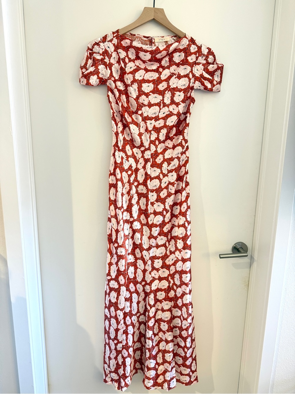 Doen Alna Dress in Rouge Fleurs D’anemine - Picture 9 of 13